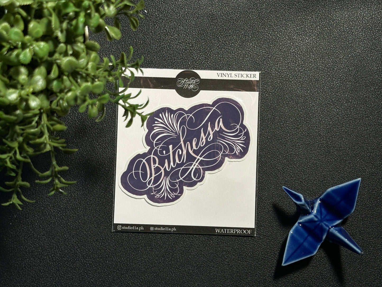 Solo Sticker - Bitchessa