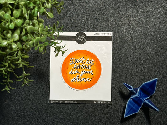 Solo Sticker - Go Girl - Shine